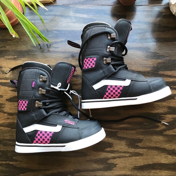 vans tri fit snowboard boots